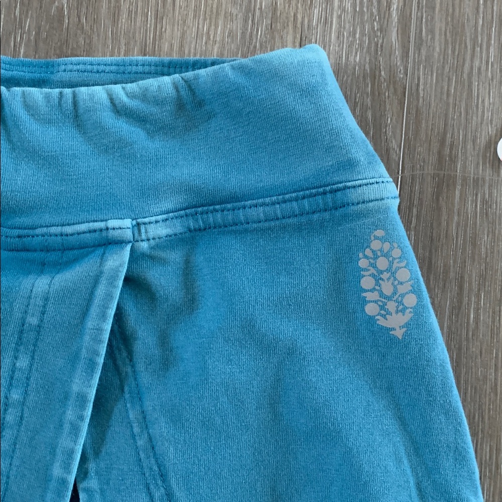 FP MOVEMENT Hot Shot Skort NWT Celestial Teal Blue - Picture 8 of 8